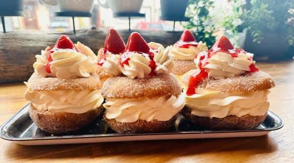 strawberry-cream-donuts