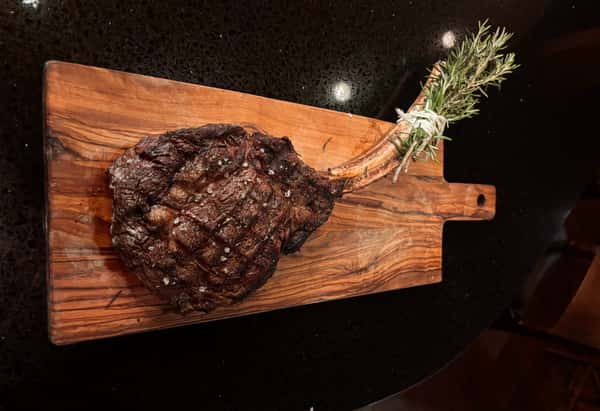 Tomahawk Ribeye