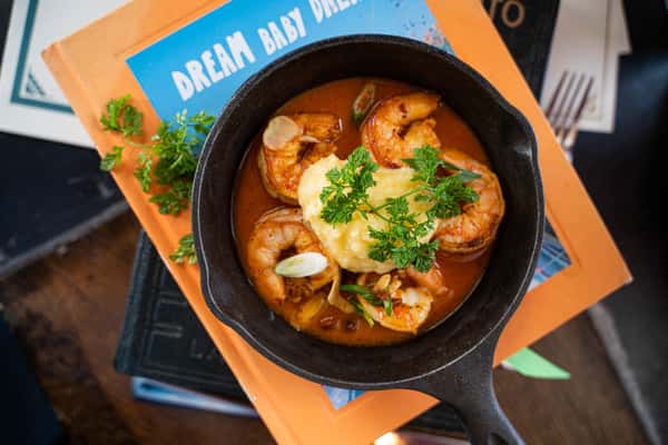 Shrimp & Grits Skillet
