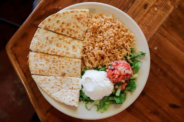 CHICKEN QUESADILLA