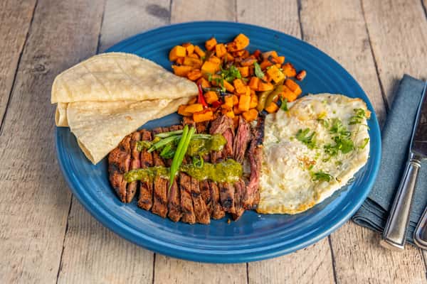 Carne y Huevos (Steak & Eggs)