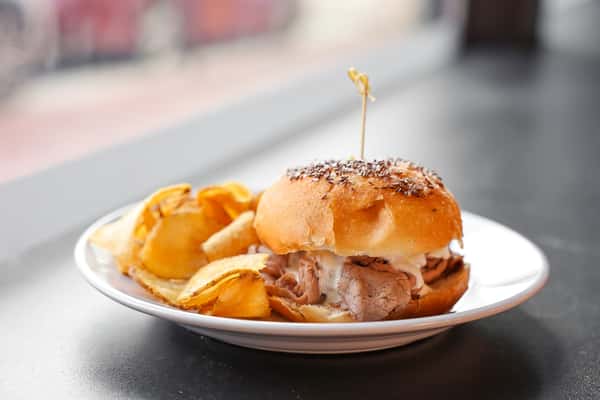 Beef on Weck