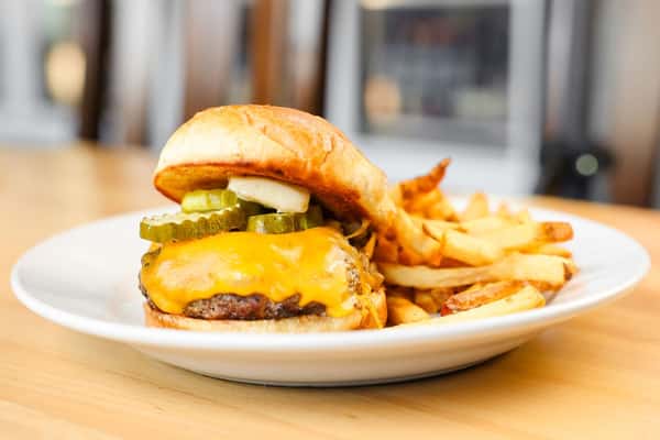 Apple Bacon Bleu Burger