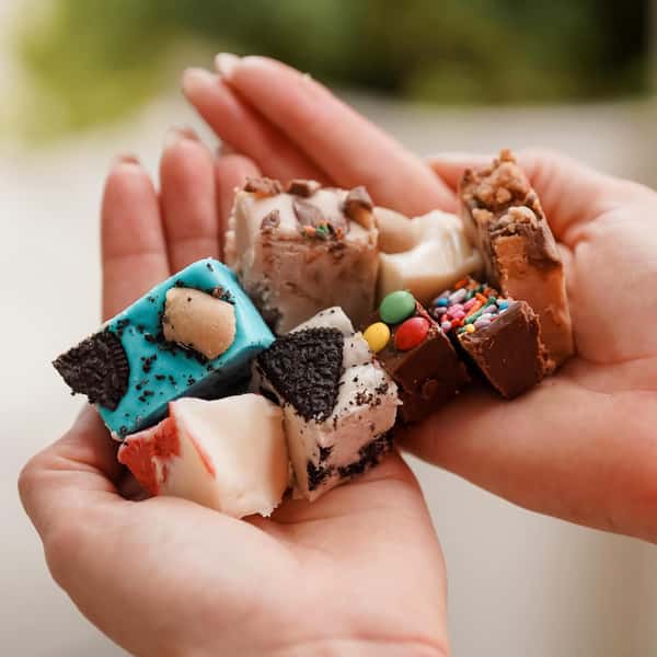 Dawson's Yogurt & Fudge