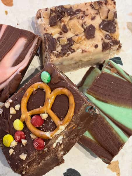 Dawson's Yogurt & Fudge