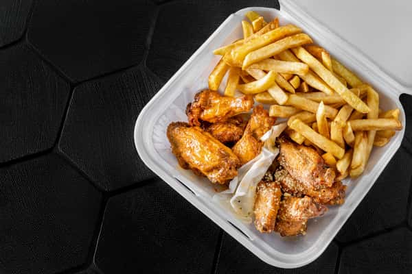 8 Pcs Wings/Fries