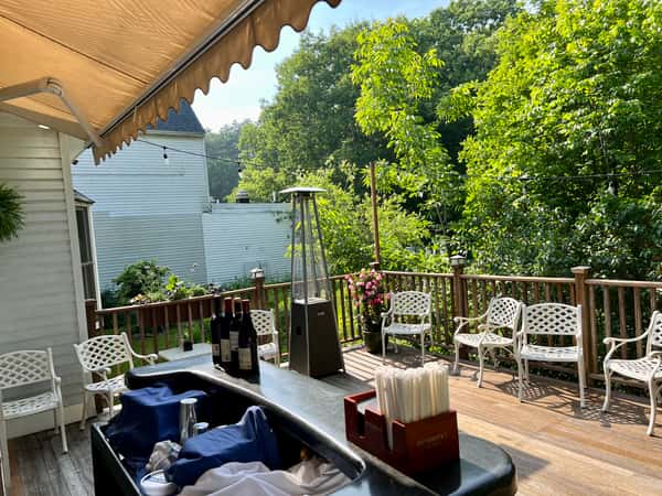 Deck Bar