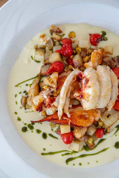 🦞 Butter Poached Maine Lobster