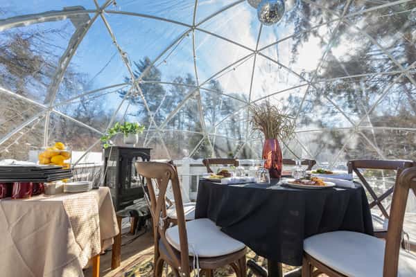 igloo dining
