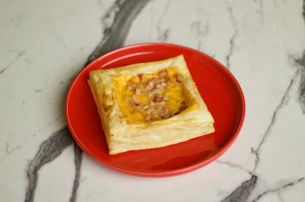 Ham and Cheddar Puff