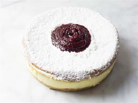 Raspberry Linzer Tart Cheesecake