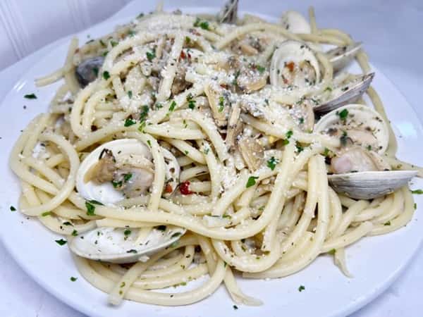 Buccatini with Clam Sauce