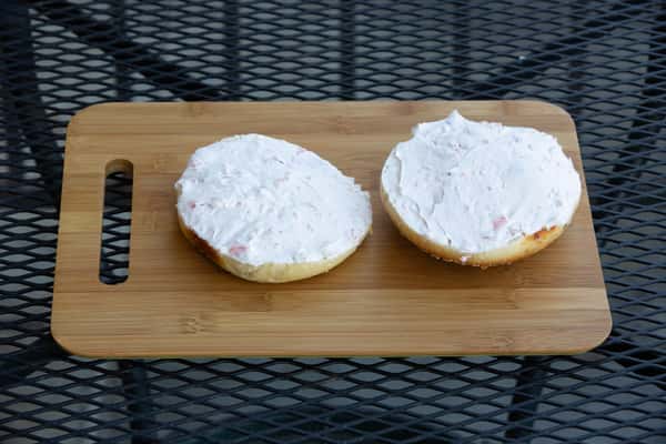 Bagel w/Cream Cheese
