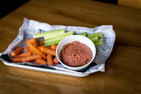 Beet Hummus & Veggies