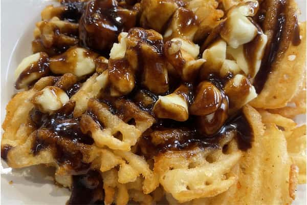 CANADIAN POUTINE