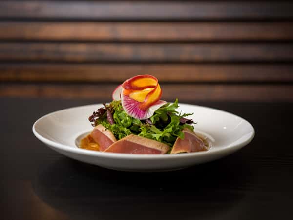 Tuna Tataki Salad
