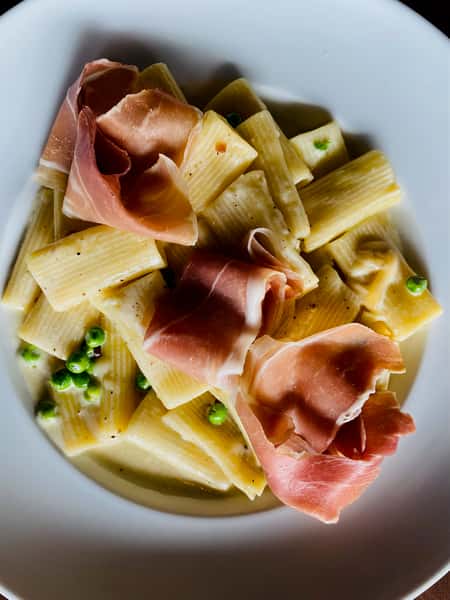 Rigatoni Alla Alfredo