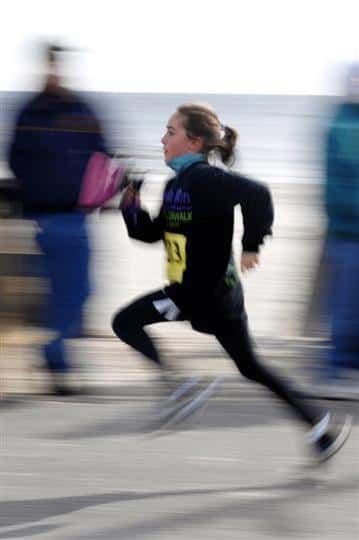 Lady running a marathon