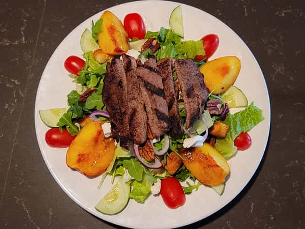 Grilled Peach and Steak Salad