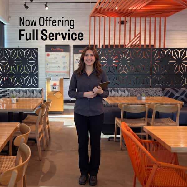 Come on in, grab a seat & stay awhile. 🌮🍹
Join us at Seis Kitchen Oro Valley & Tanque Verde for the full-service Seis experience! From the moment our host welcomes you in, we’ll take care of the rest — settle in, explore the menu, order another margarita and enjoy all your Seis favorites fresh from our scratch kitchen.
Great food. Full service. No rush. 🙌
📍 Oro Valley
📍 Tanque Verde
We’ll save you a seat. ❤️