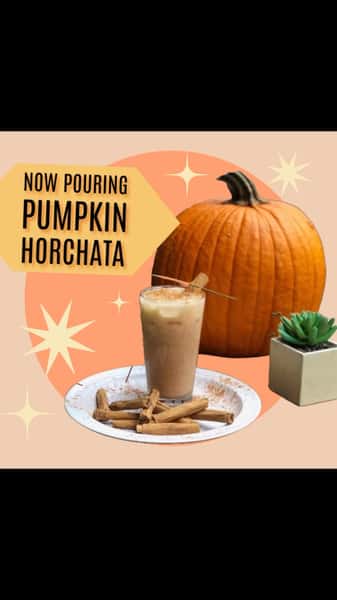 And now for a little sweetness 🤗 NOW POURING Pumpkin Horchata! Available at all locations. Pro tip ☝️ Make it a Pumpkin Cochata by adding a shot of cold brew mmmm hmmm ☕️ 🎃 #SeisKitchen #PumpkinHorchata #PumpkinSeasonIsHere @seiskitchen