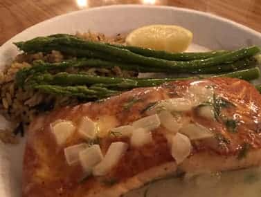 fish and asparagus