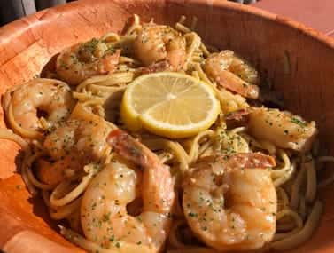 shrimp and lemon slice