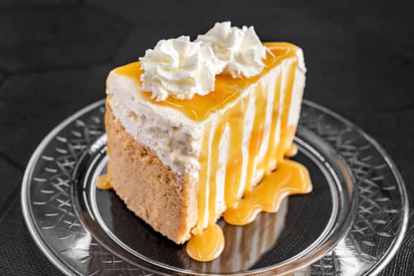 Peach Cobbler Cheesecake Slice