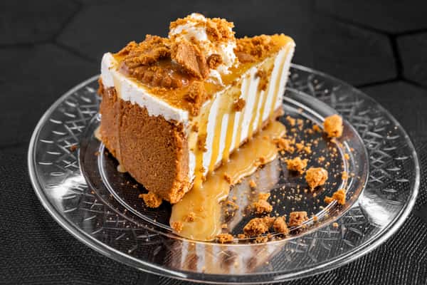 Biscoff Caramel Cheese Cake With Crumble