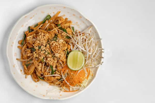 best place for chicken pad thai near me