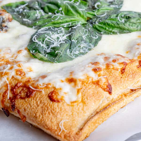 Quattro Formaggi (18" x 12" Pan)