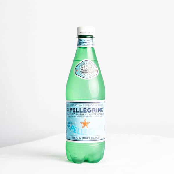 SanPellegrino Sparkling Water (500ml)