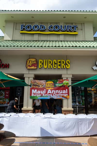 burger eating competition display