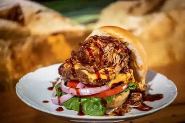 Kaupo Boar Hunter Burger