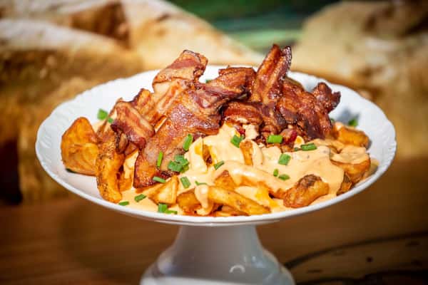 chili and cheese and bacon fries 