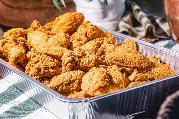 Chicken Wings-Order of 100 (Feeds 8-12 main dish. Feeds 15-20 if served with larger spread)