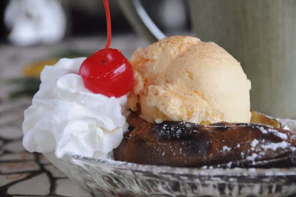 BBQ Banana Split