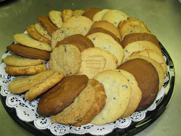 Platter of assorted cookies