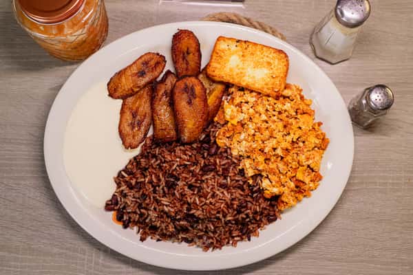 1 Huevos Con Chorizo