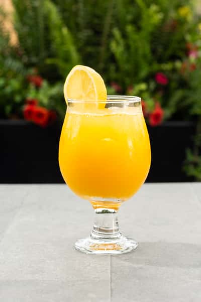 Hot Mango Mama