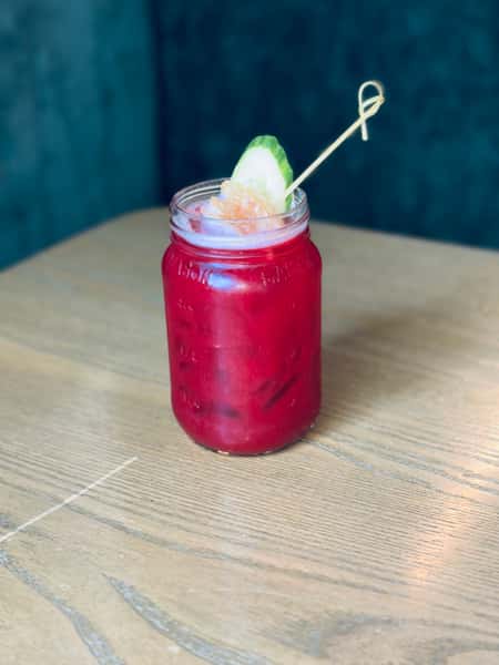 BEETS BY J.