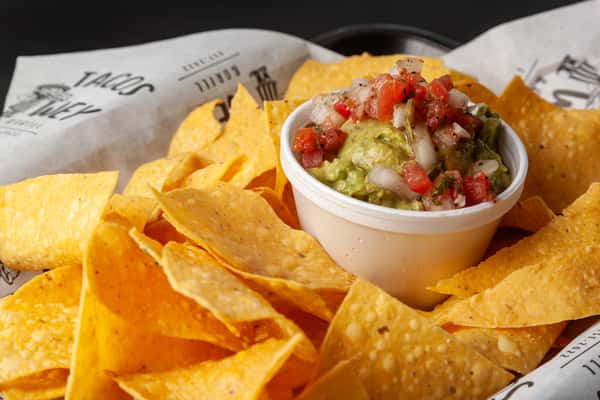 Guacamole and chips