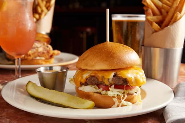 Club cheeseburger