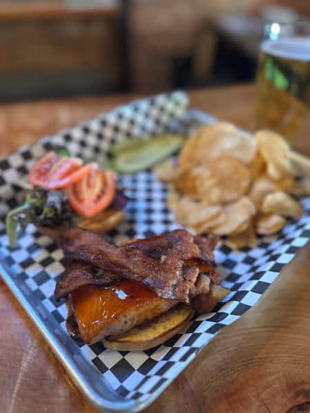 Salmon BLT