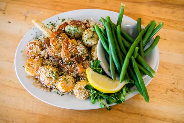 Bayside's Famous Maple Seafood Medley