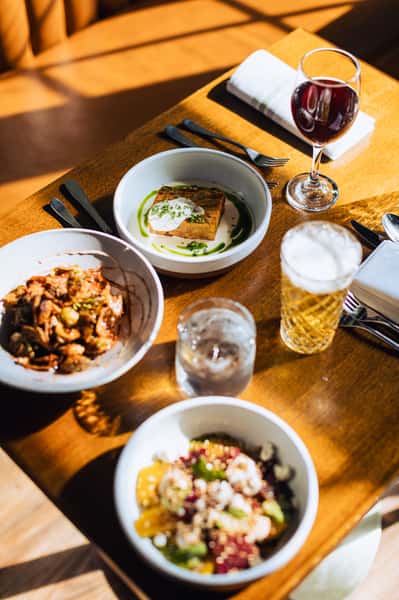 Food and drinks on a table