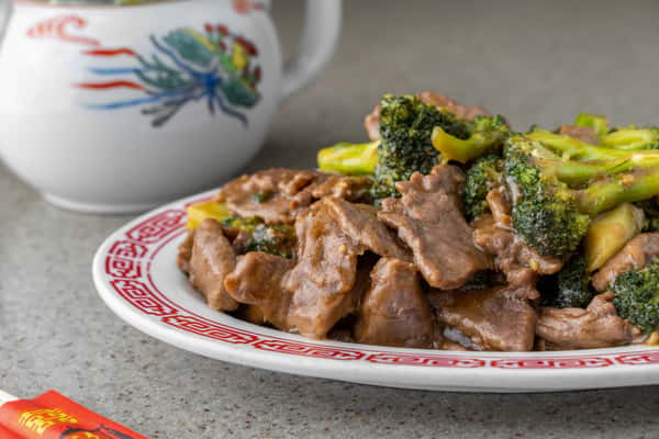 Broccoli Beef Lunch