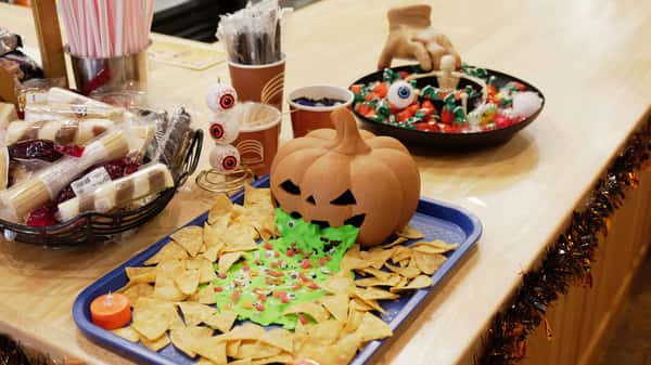 Mesquite halloween decor2