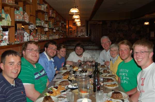 Archie's Waeside's customers enjoying dinner.