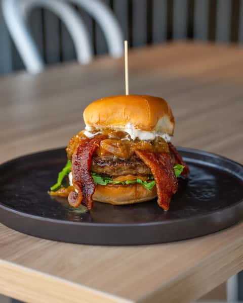 Peach & Bacon Burger